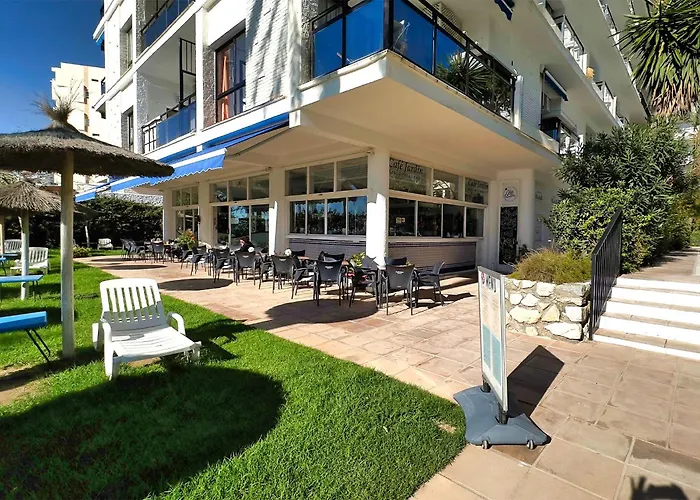 Skol 617 Beachfront Two-bedrooms Duplex With Sea Views