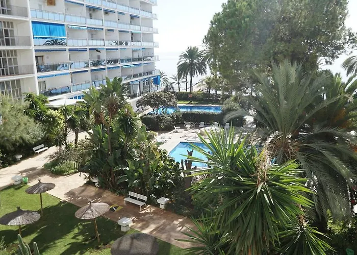 アパート Skol 617 Beachfront Two-bedrooms Duplex With Sea Views マルベーリャ