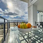 Skol 617 Beachfront Two-bedrooms Duplex With Sea Views * Μαρμπέλλα