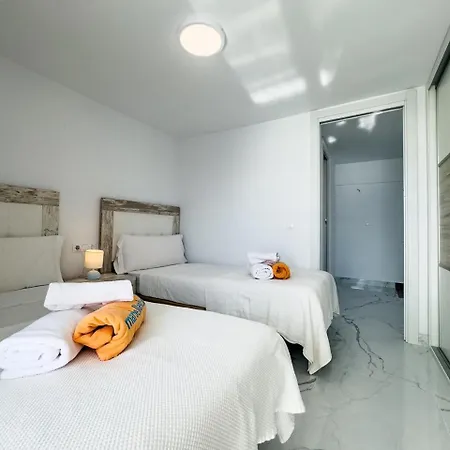 Skol 617 Beachfront Two-bedrooms Duplex With Sea Views 公寓 马尔韦利亚