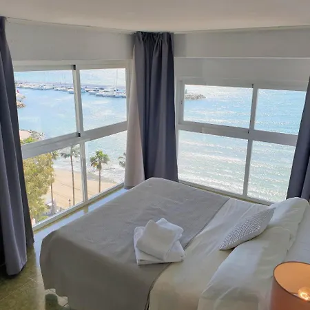 Skol 617 Beachfront Two-bedrooms Duplex With Sea Views *