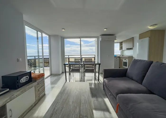 Skol 617 Beachfront Two-bedrooms Duplex With Sea Views 마르베야