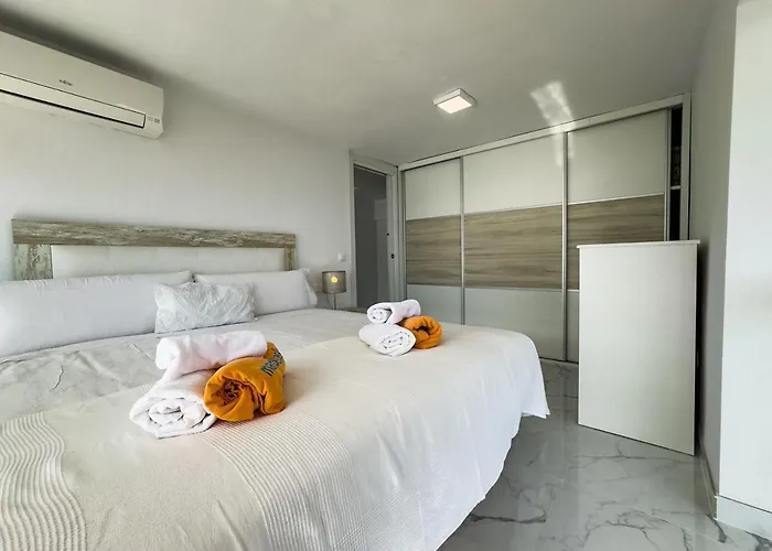 Skol 617 Beachfront Two-bedrooms Duplex With Sea Views 아파트 *