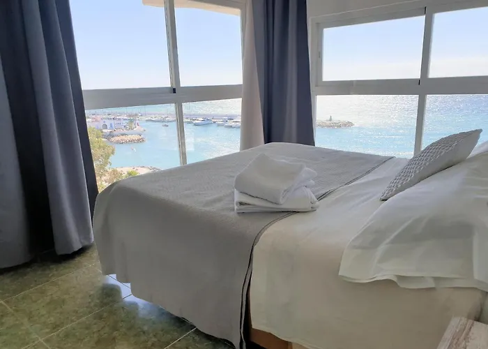Skol 617 Beachfront Two-bedrooms Duplex With Sea Views 아파트 마르베야